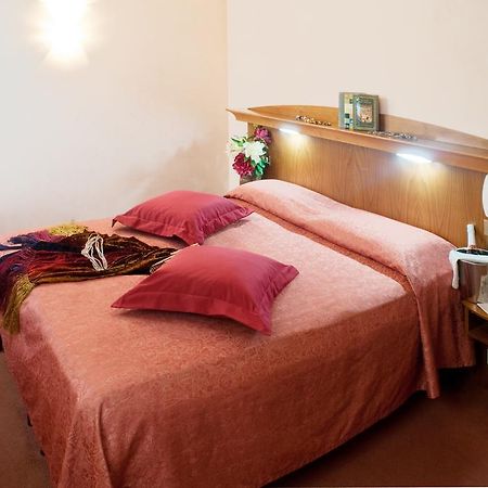 Hotel Hs Wenecja Zewnętrze zdjęcie
