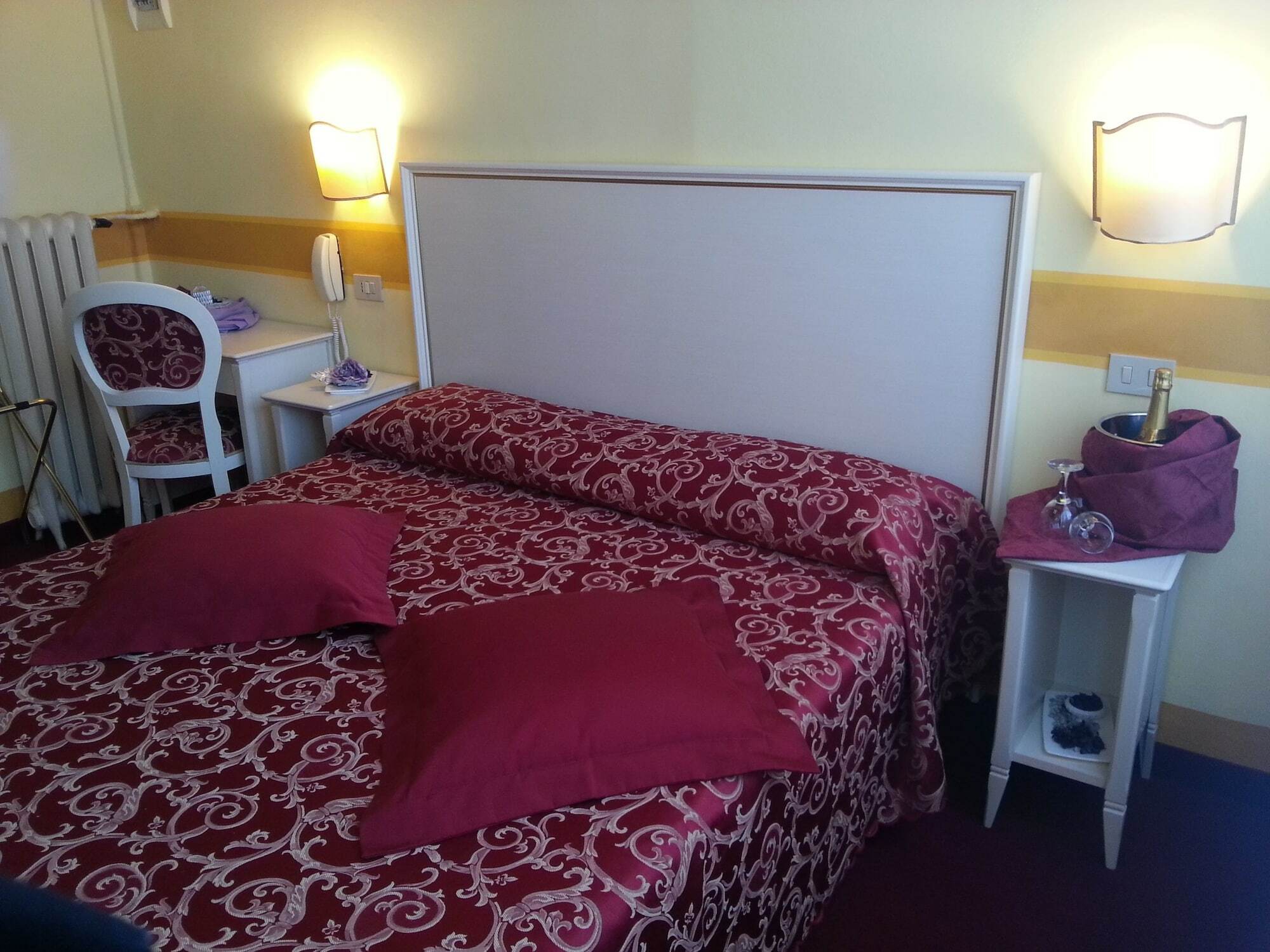 Hotel Hs Wenecja Zewnętrze zdjęcie